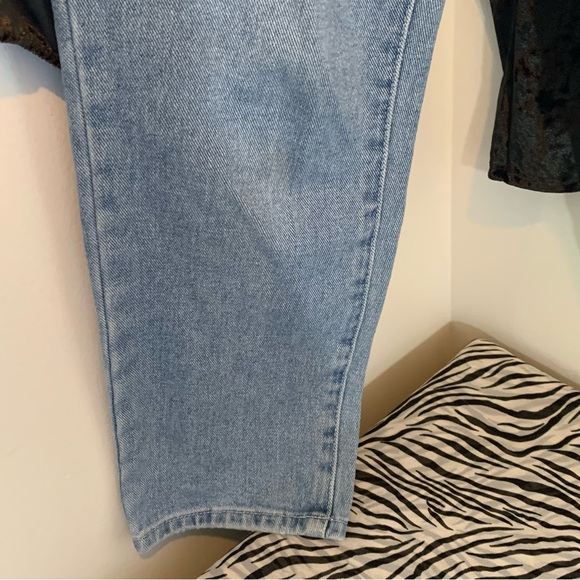 Pacsun High Rise Paperbag Mom Jeans - Picture 8 of 13
